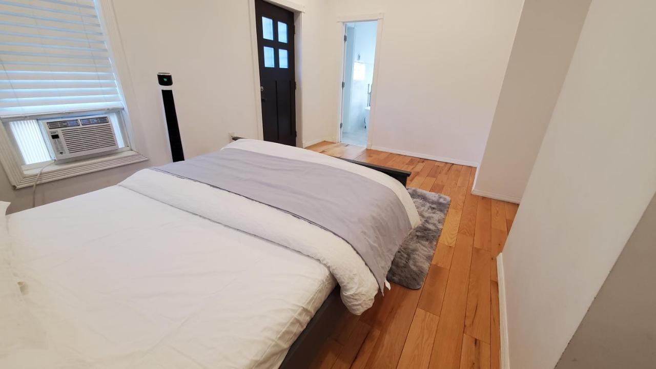 Gorgeous Victorian House!! Entire Suite In Sam'S Home 纽约 外观 照片