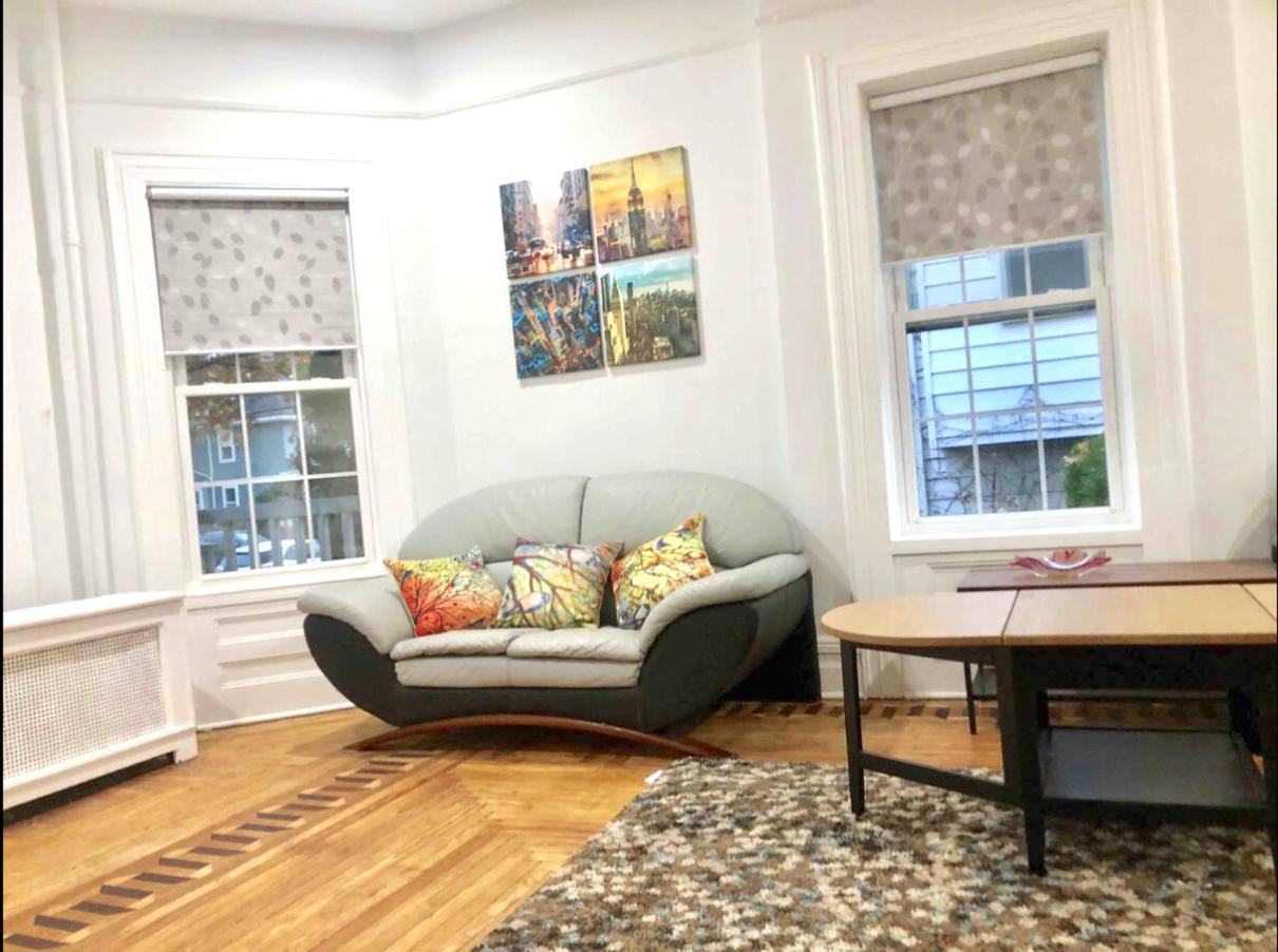 Gorgeous Victorian House!! Entire Suite In Sam'S Home 纽约 外观 照片
