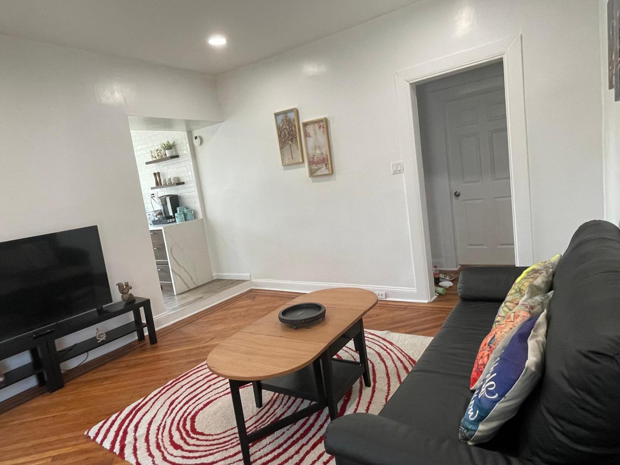 Gorgeous Victorian House!! Entire Suite In Sam'S Home 纽约 外观 照片